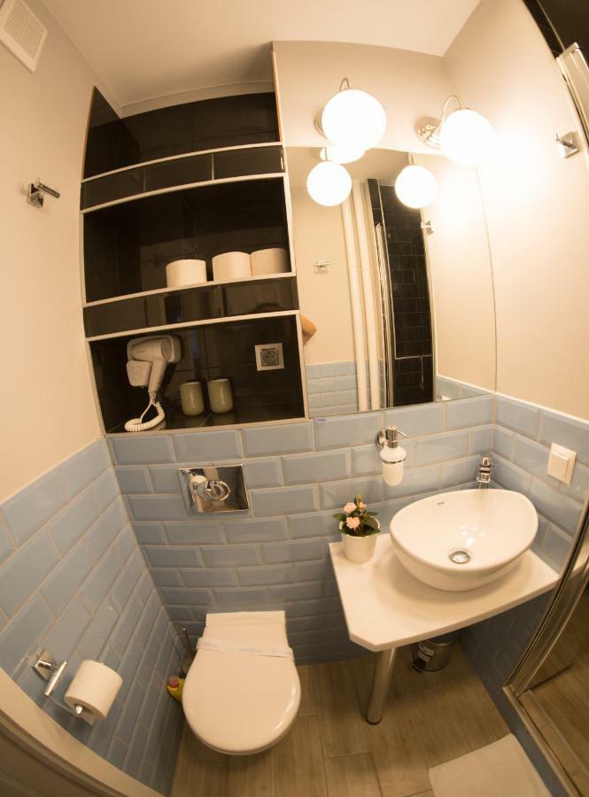 Apartament Hotel Grzybowska 9 Warszawa Exteriör bild