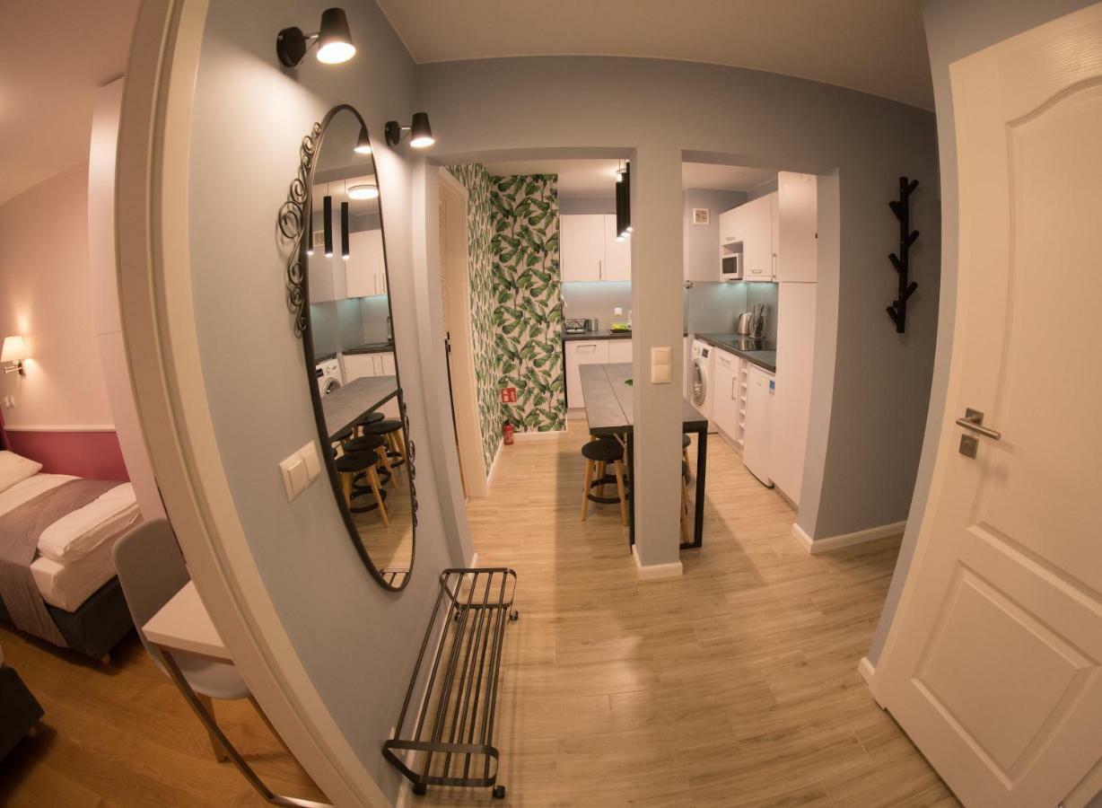 Apartament Hotel Grzybowska 9 Warszawa Exteriör bild