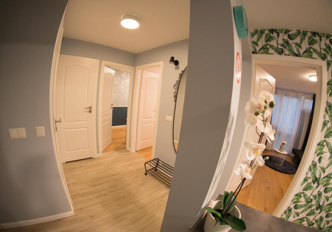 Apartament Hotel Grzybowska 9 Warszawa Exteriör bild